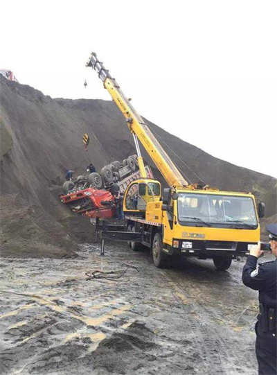 南宫上犹道路救援